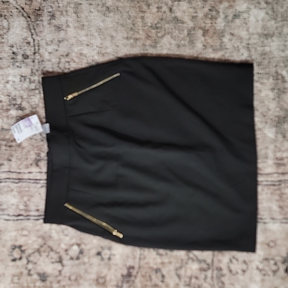 Women's black H&M fancy skirt